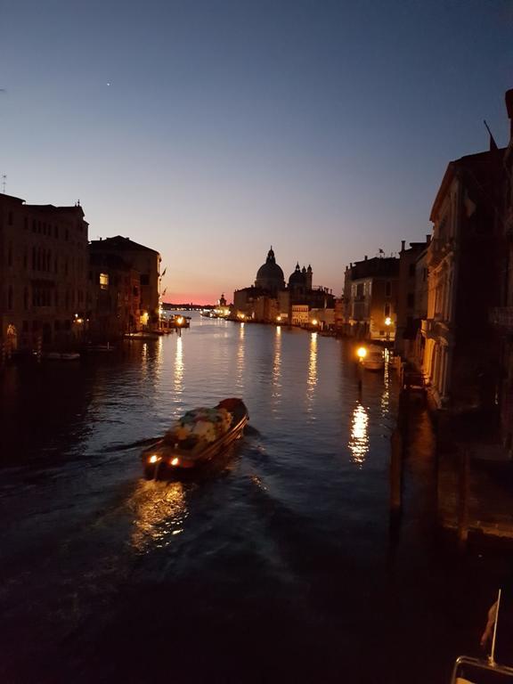 Apartment Ca Manzoni With Terrace Venedig